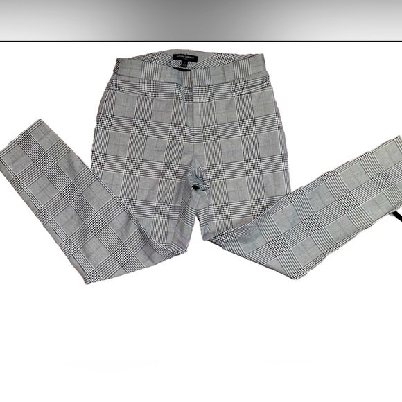 Banana Republic Pants - Banana Republic Women's 2 Black White Plaid Sloan Ankle Pants